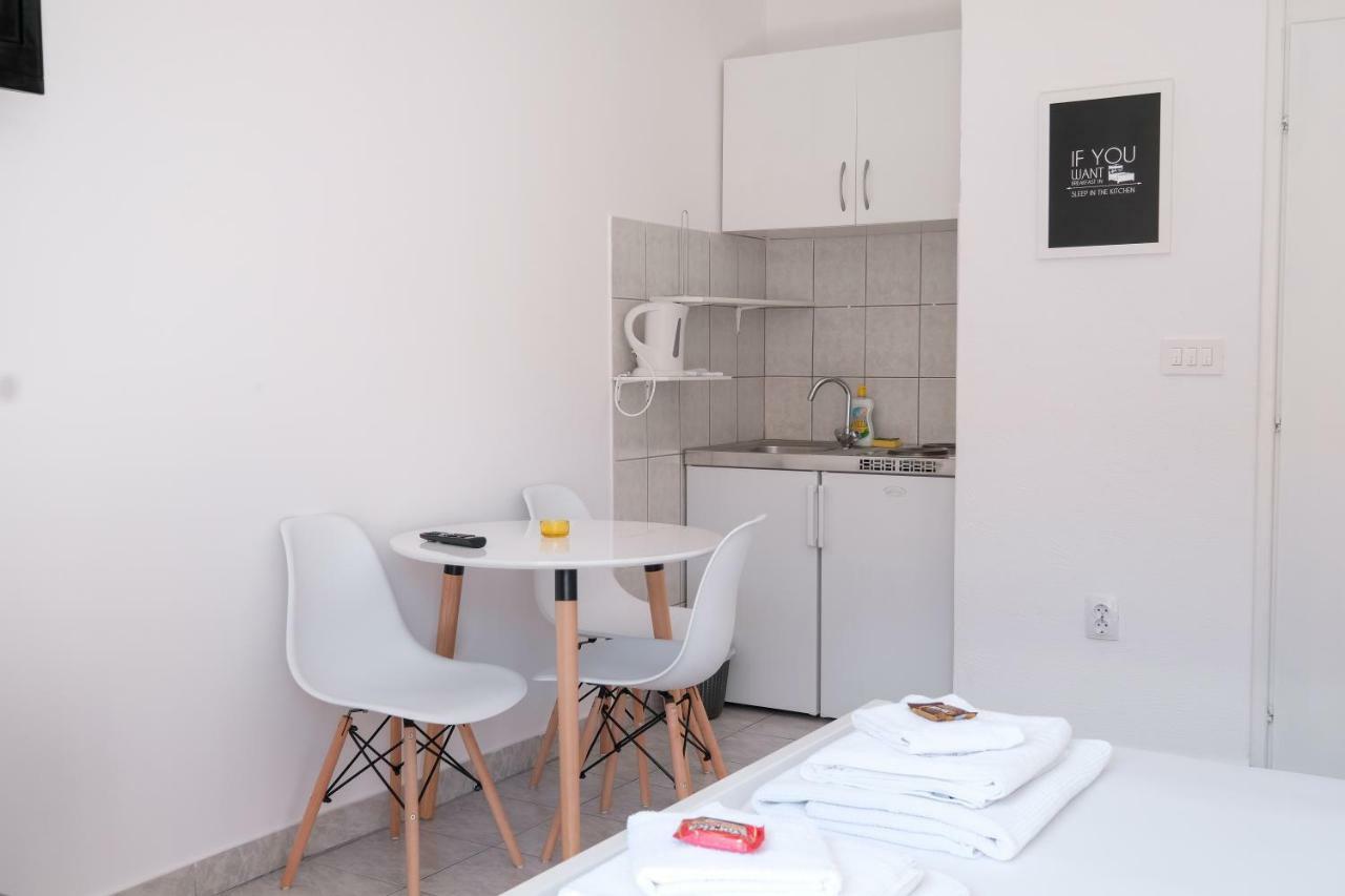 Lendas studio apartment Baška Voda Exterior foto